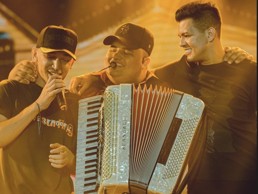Piseiro invade São Paulo: João Gomes, Vitor Fernandes e Tarcisio do Acordeon agitam a véspera de feriado na capital