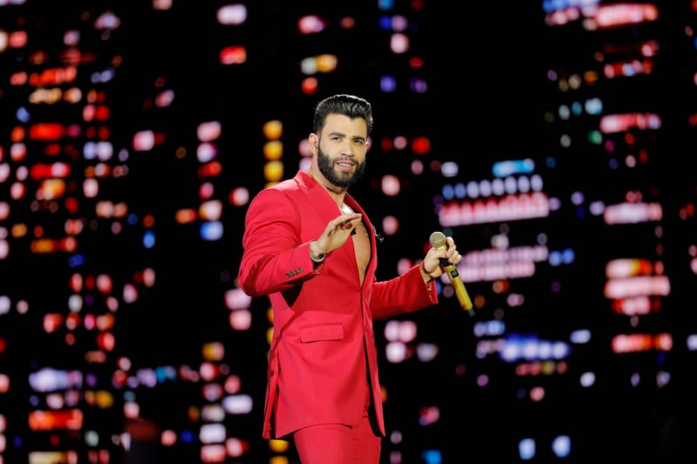 Gusttavo Lima comemora 10 milhões de views no clipe “Ex dos Meus Sonhos” e libera novo vídeo no YouTube