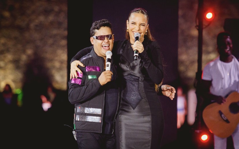 Com Ivete Sangalo, Thiago Aquino destaca primeira faixa do DVD gravado em Salvador