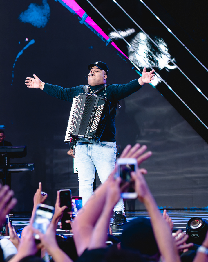 Tarcísio do Acordeon lança 2ª parte de seu DVD gravado em São Paulo