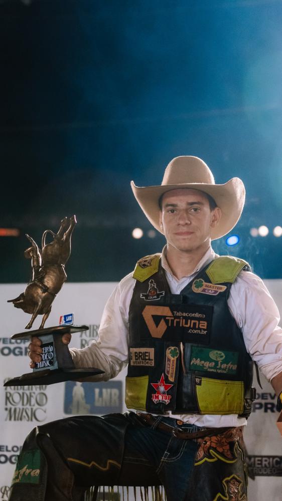 Ribeirão Rodeo Music: campeão da montaria em touro participará de disputa milionária nos Estados Unidos