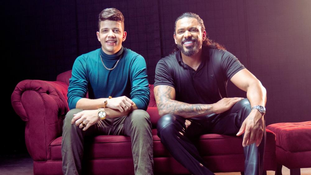  Thales Lessa lança videoclipe da nova versão da música 