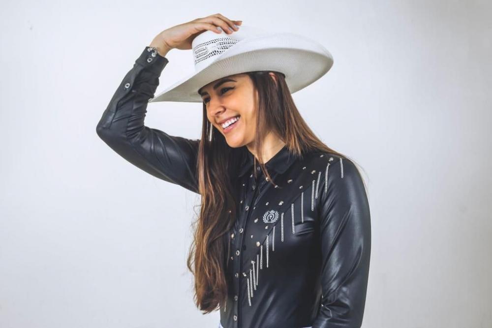 Luiza Andrade grava DVD em Goiânia