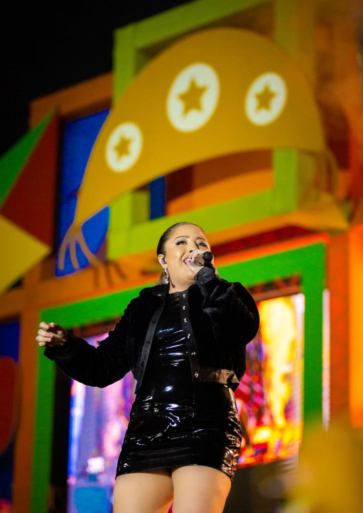 Rainha do São João, Mari Fernandez tem shows lotados no fim de semana 