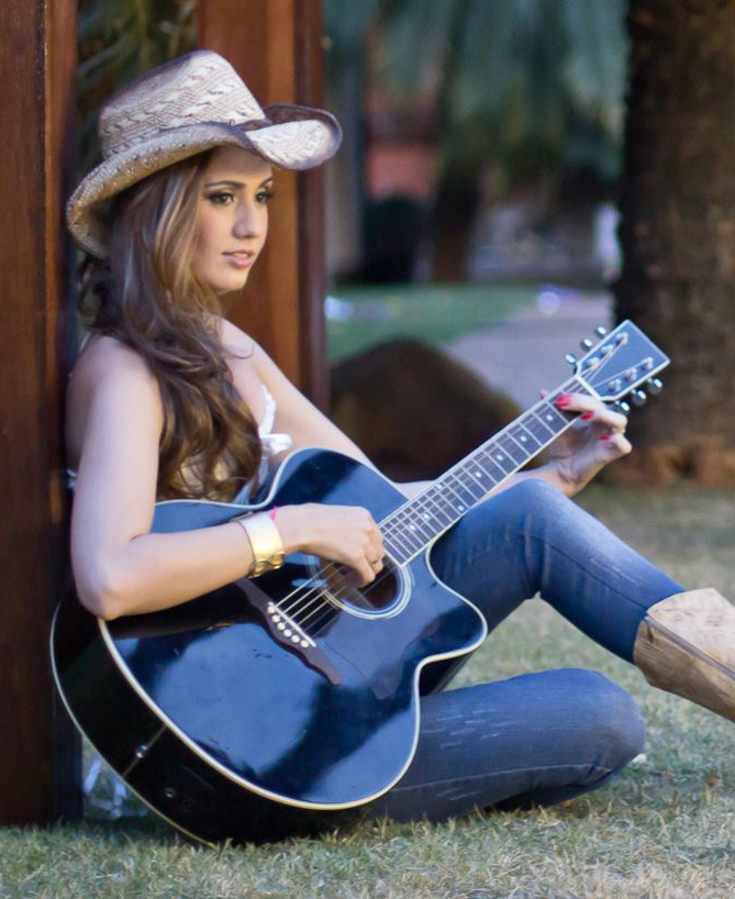 Vanessa Passos faz shows aberto ao público em Campinas
