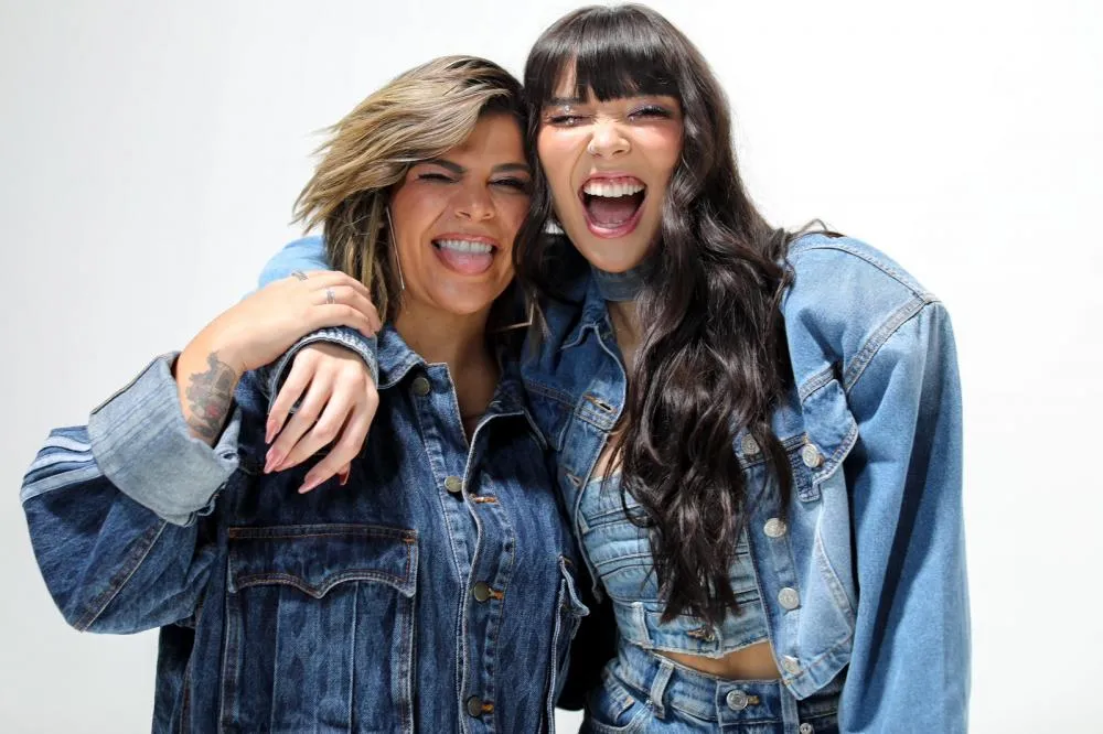 Paula Mattos se une a Anna Akisue, destaque do The Voice Brasil, no single "Do Meu Jeito"