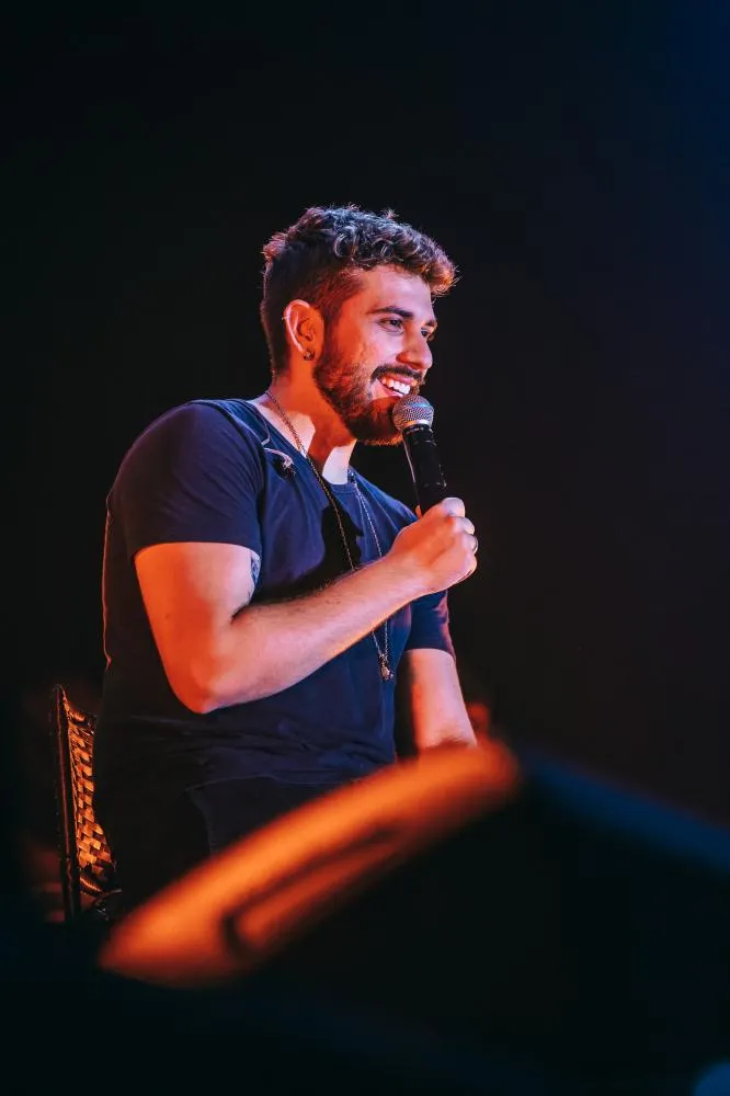 "Eu Gosto Assim" de Gustavo Mioto entra para o ranking das músicas mais escutadas do Spotify Brasil na última década