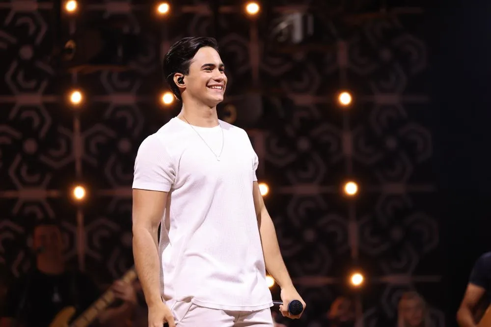 HUGO ALVAREZ LANÇA O SINGLE “ABISMO”, DO ÁLBUM AO VIVO EM GOIÂNIA