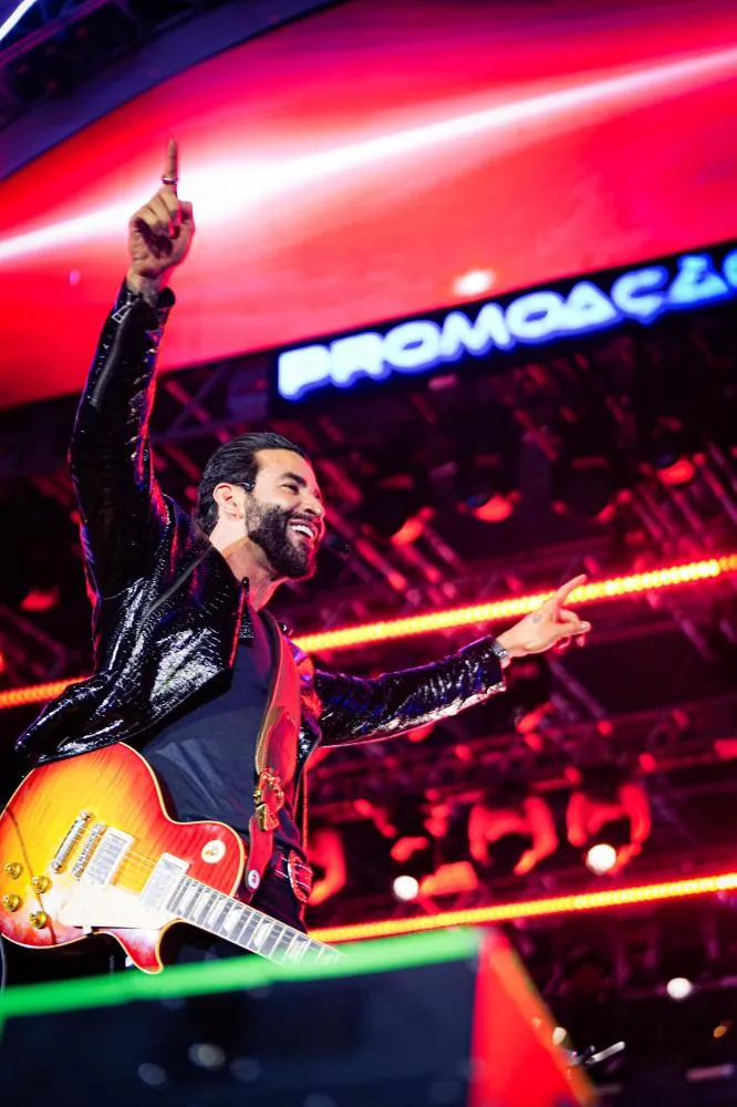 Gusttavo Lima faz história em primeira noite do “Réveillon em Alto Mar”, promovido pela PromoAção