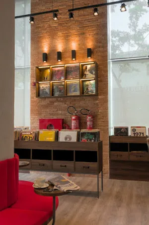 Now Play Vinyl Store: Um espaço em São Paulo para todas as tribos e tem o Country nas raridades