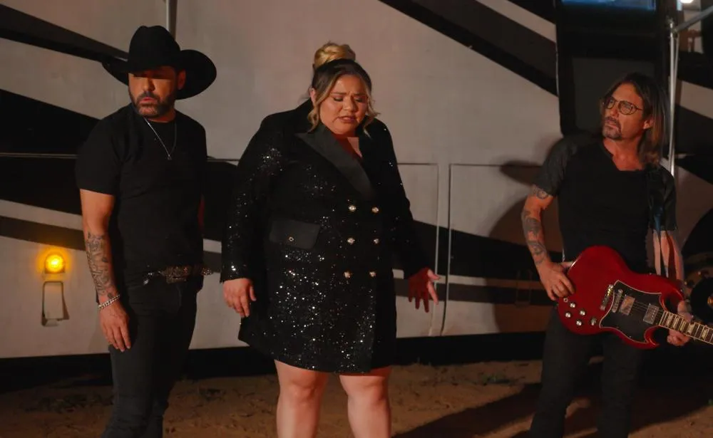 “Tô Tão Mal”: Priscila Meireles e Edson & Hudson se unem para o lançamento de versão do clássico “Total Eclipse of the Heart” (Turn Around)