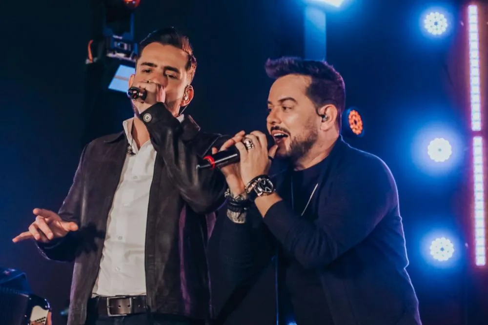 Com participação de Zé Henrique & Gabriel, Rodrigo Lessa Rodrigo Lessa e Miguel lançam a faixa “Presente de Deus”