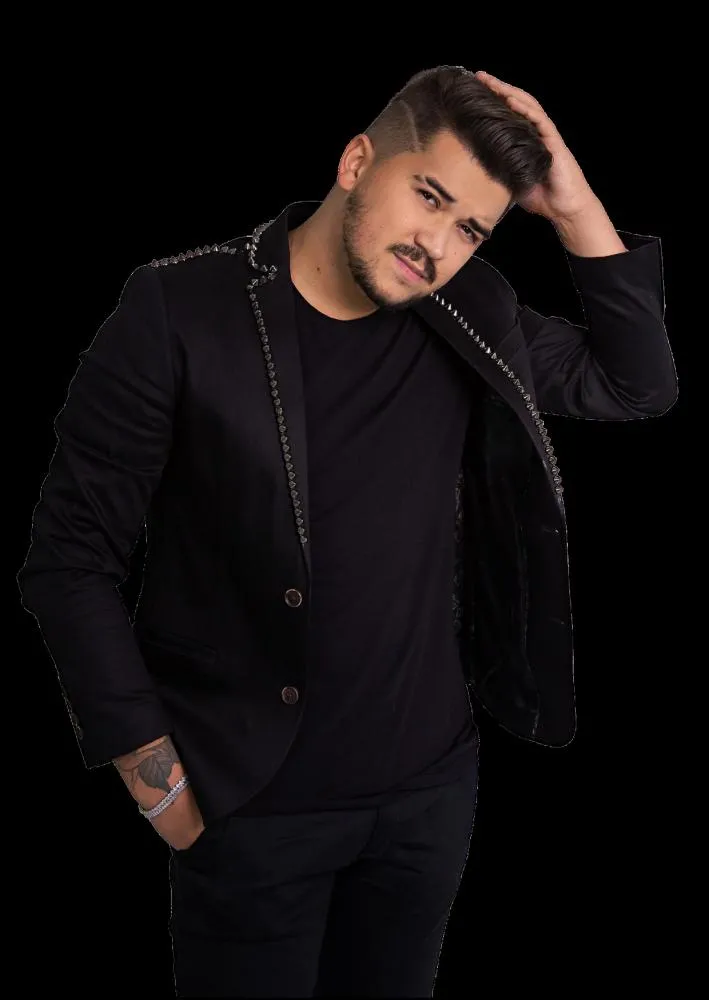 Cantor Gutto Soares comemora crescimento de visualizações no YouTube