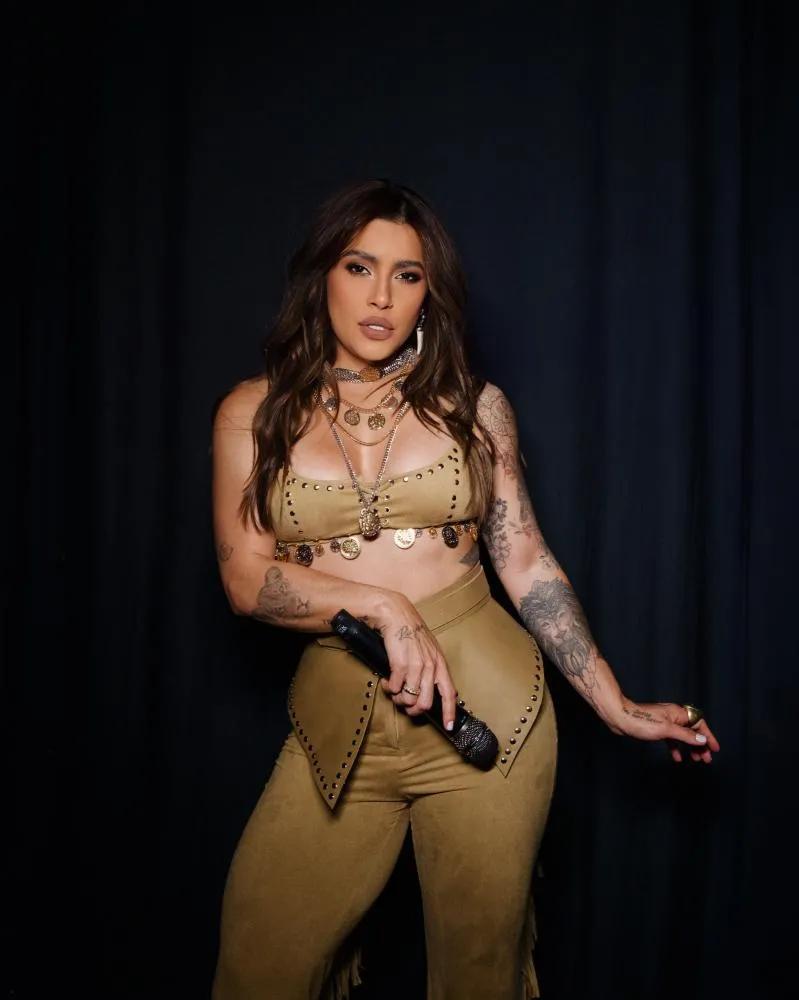 Lauana Prado embala público de Ribeirão Preto na festa mais RAIZ do Brasil
