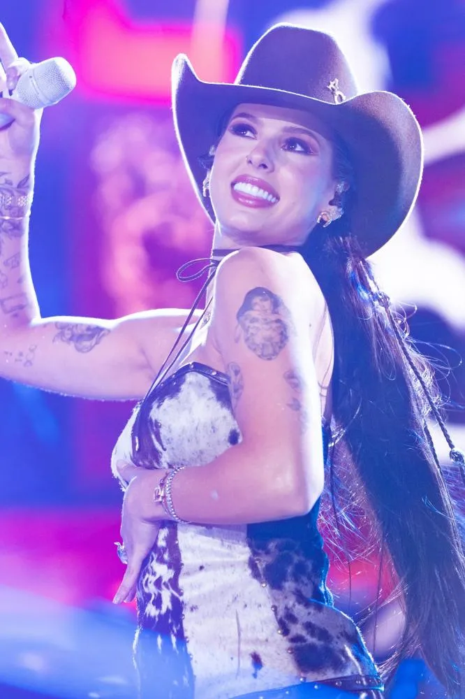 Ana Castela grava DVD “Herança Boiadeira – Rodeio” em Barretos com participações especiais