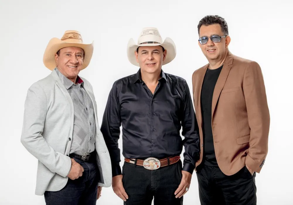 Revelando SP confirma shows de Trio Parada Dura e Almir Sater